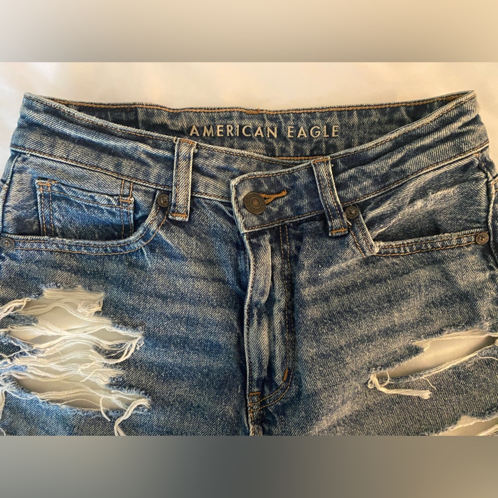AE Strigid Mom Shorts Size 0 - Picture 7 of 15